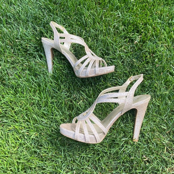 Audrey Brooke Glitter Heels Size 9.5 - Picture 3 of 4